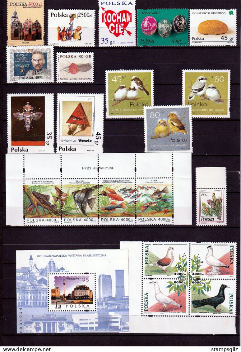 Pologne Lot De Timbres Neufs** Sans Charnieres +blocs** - Collections