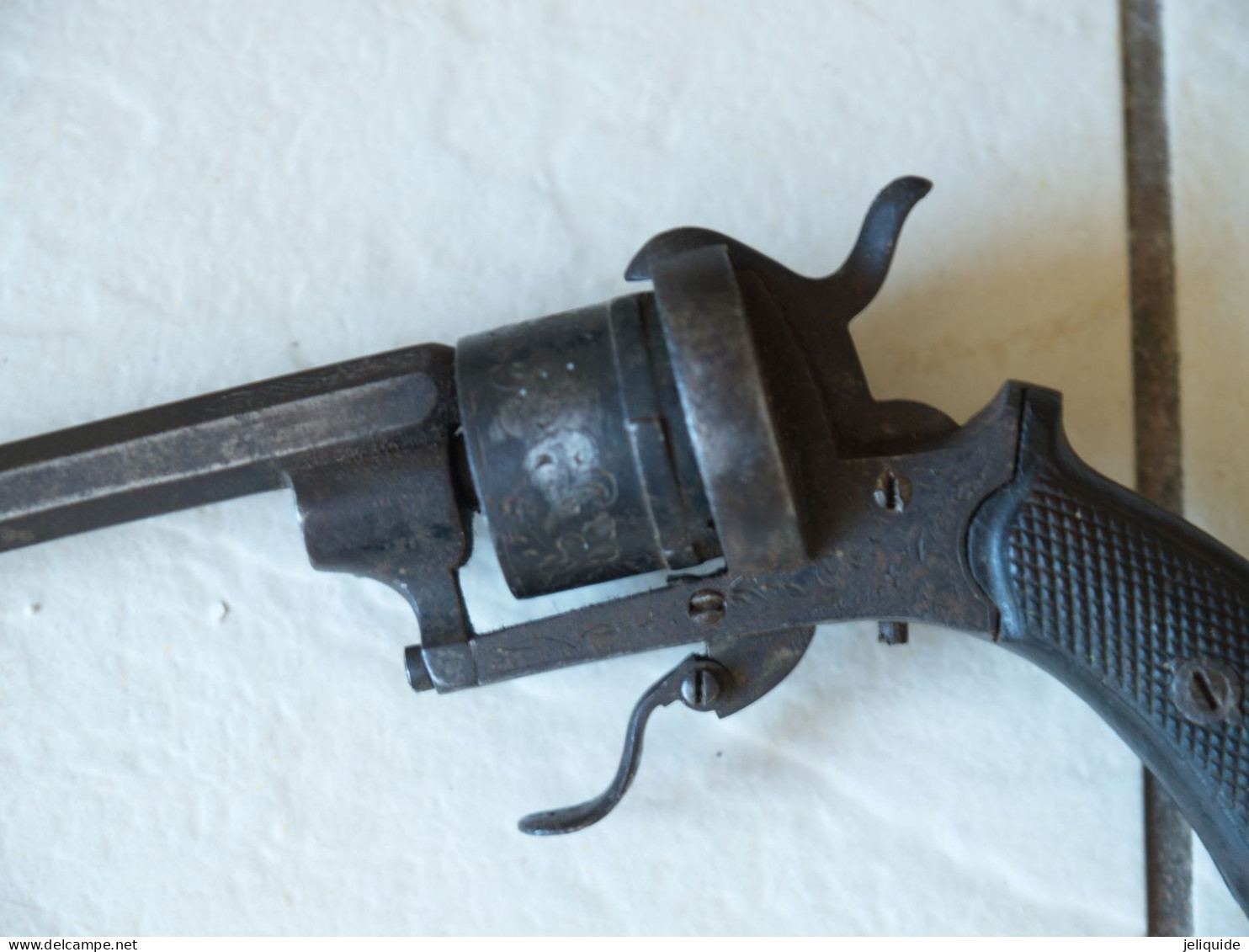 Ancien Revolver Canon Long Non Fonctionnel Pour Pièces - Armes Neutralisées