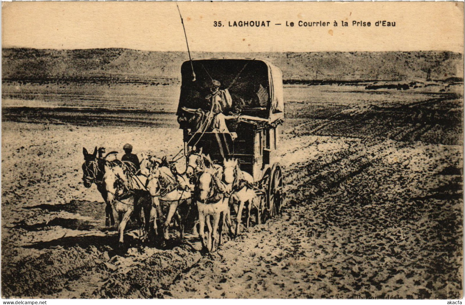 CPA AK LAGHOUAT Le Courrier A La Prise D'Eau ALGERIA (1380559) - Laghouat