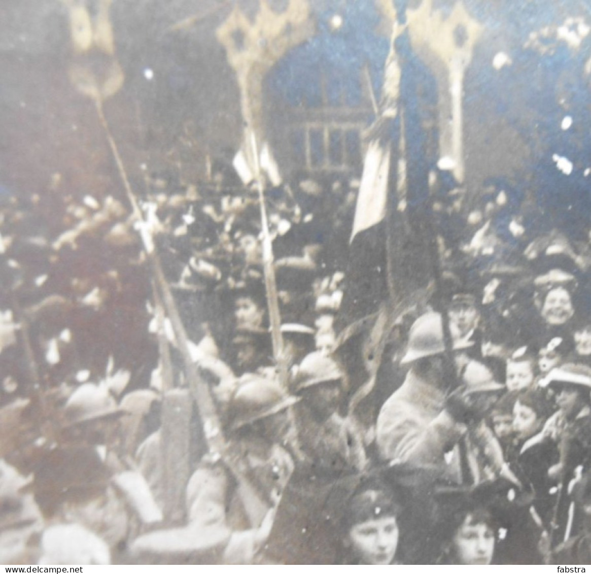 Bischwiller  Carte Photo Arrivée De Notre Régiment Et Drapeau  Novembre 1919   Ref Do - Bischwiller