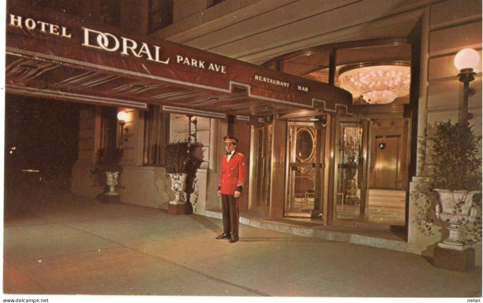 DORAL PARK AVENUE HOTEL - NEW YORK CITY - Cafes, Hotels & Restaurants
