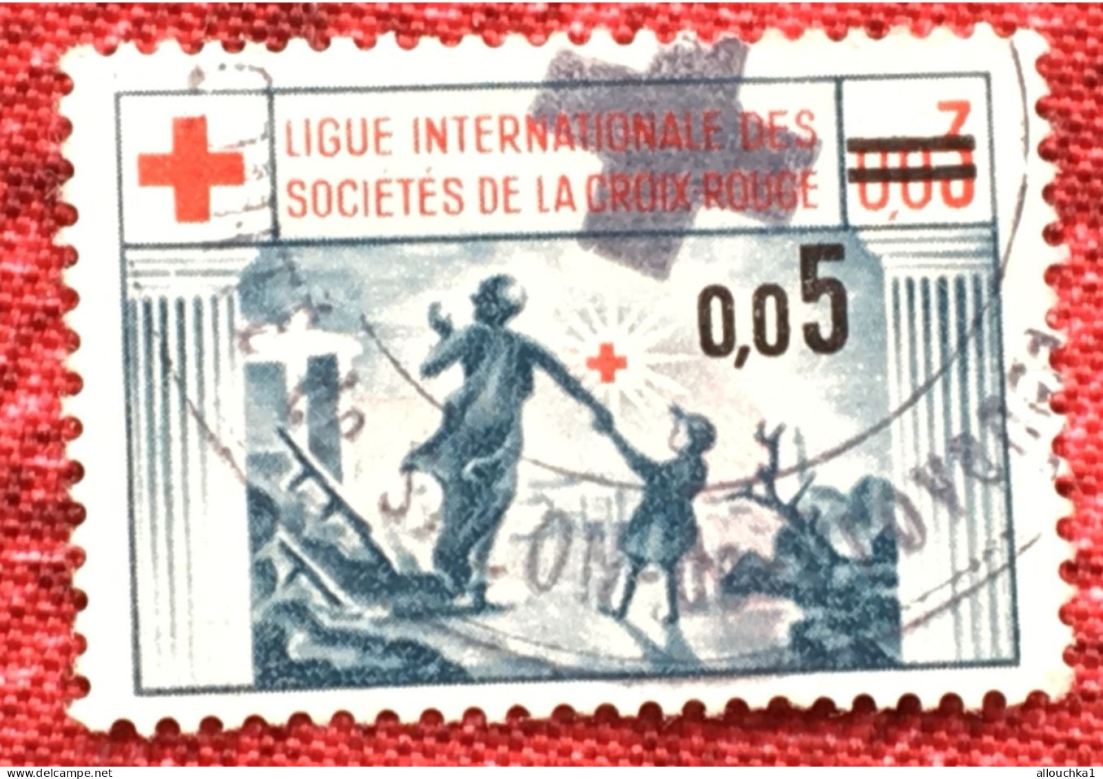Croix Rouge-Ligue Internationale Des Sociétés C.R. Red Cross-sur Timbre-Vignette-Erinnophilie-Stamp-Sticker-Bollo-Viñeta - Rode Kruis