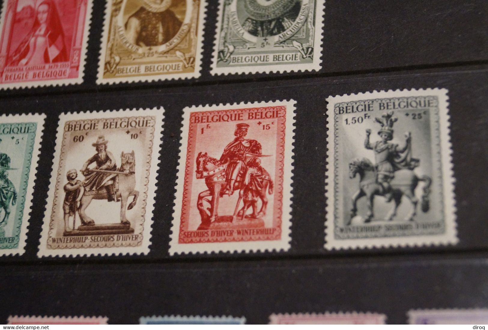 Belle collection de 32 timbres,état strictement neuf,collection,à identifier