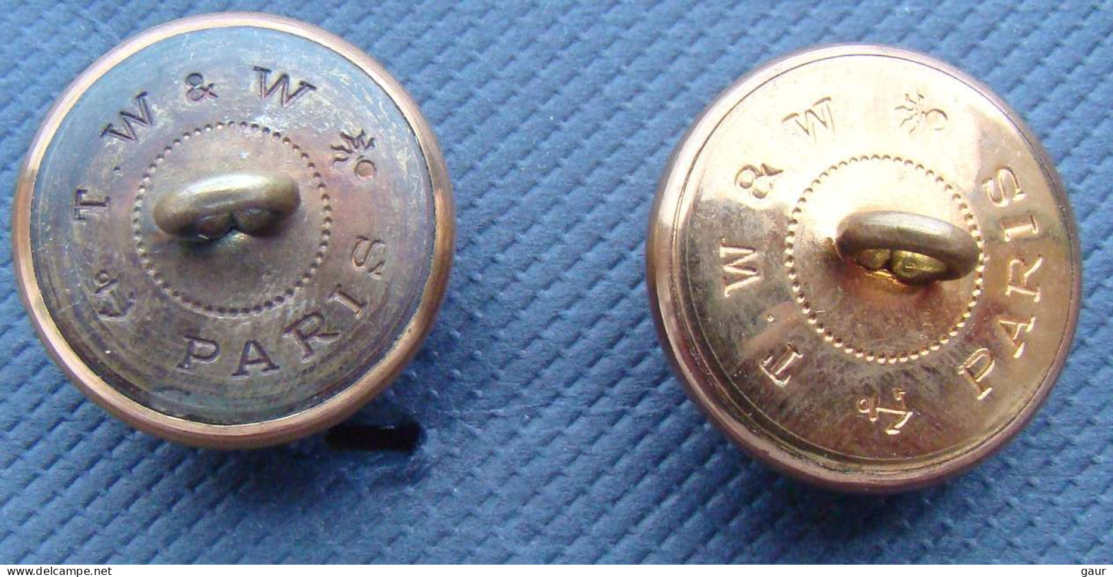 2 BOUTONS ETATS UNIS..Officiers Supérieurs - Buttons