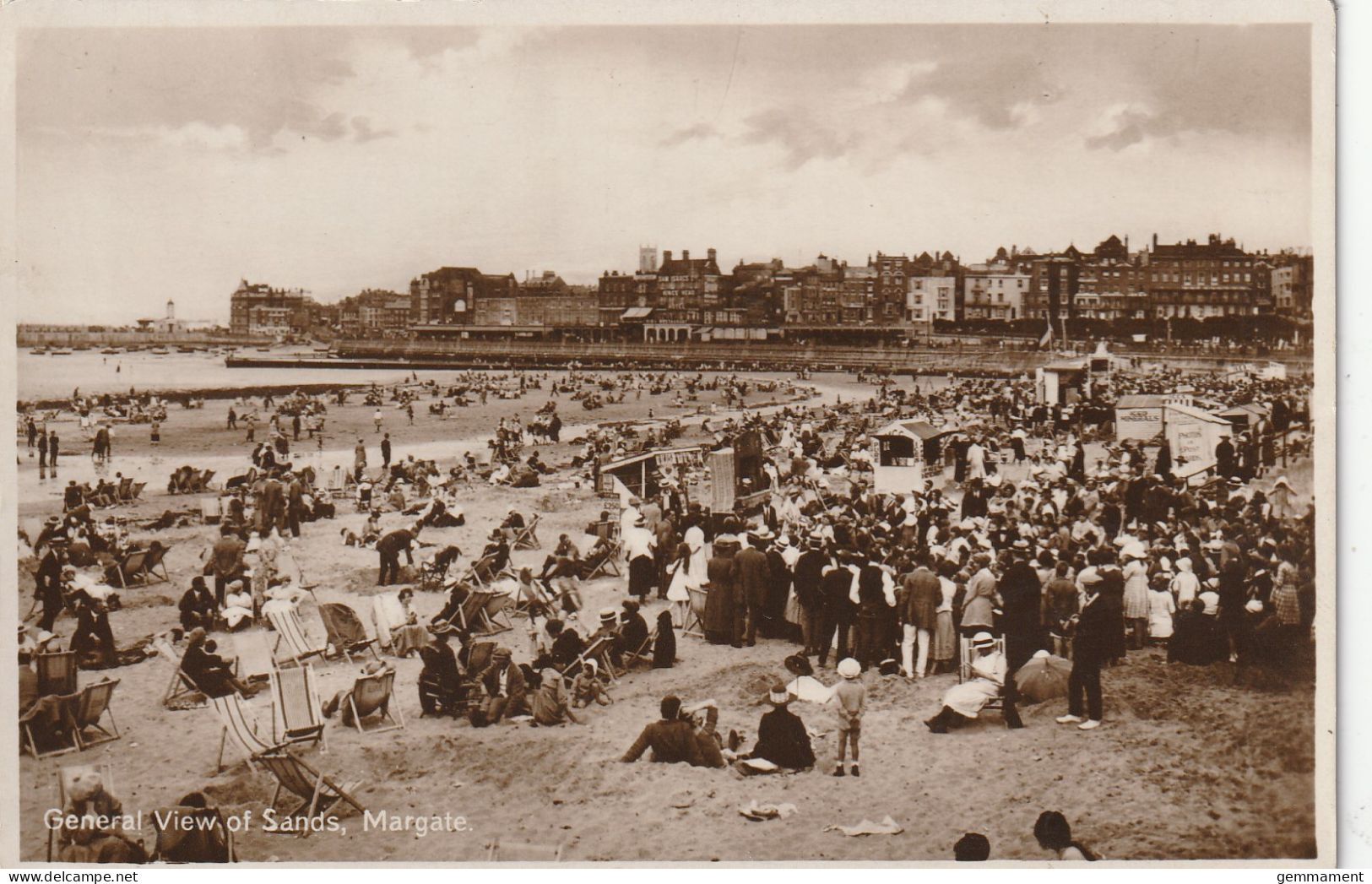 MARGATE -GENERAL VIEW OF SANDS - Margate