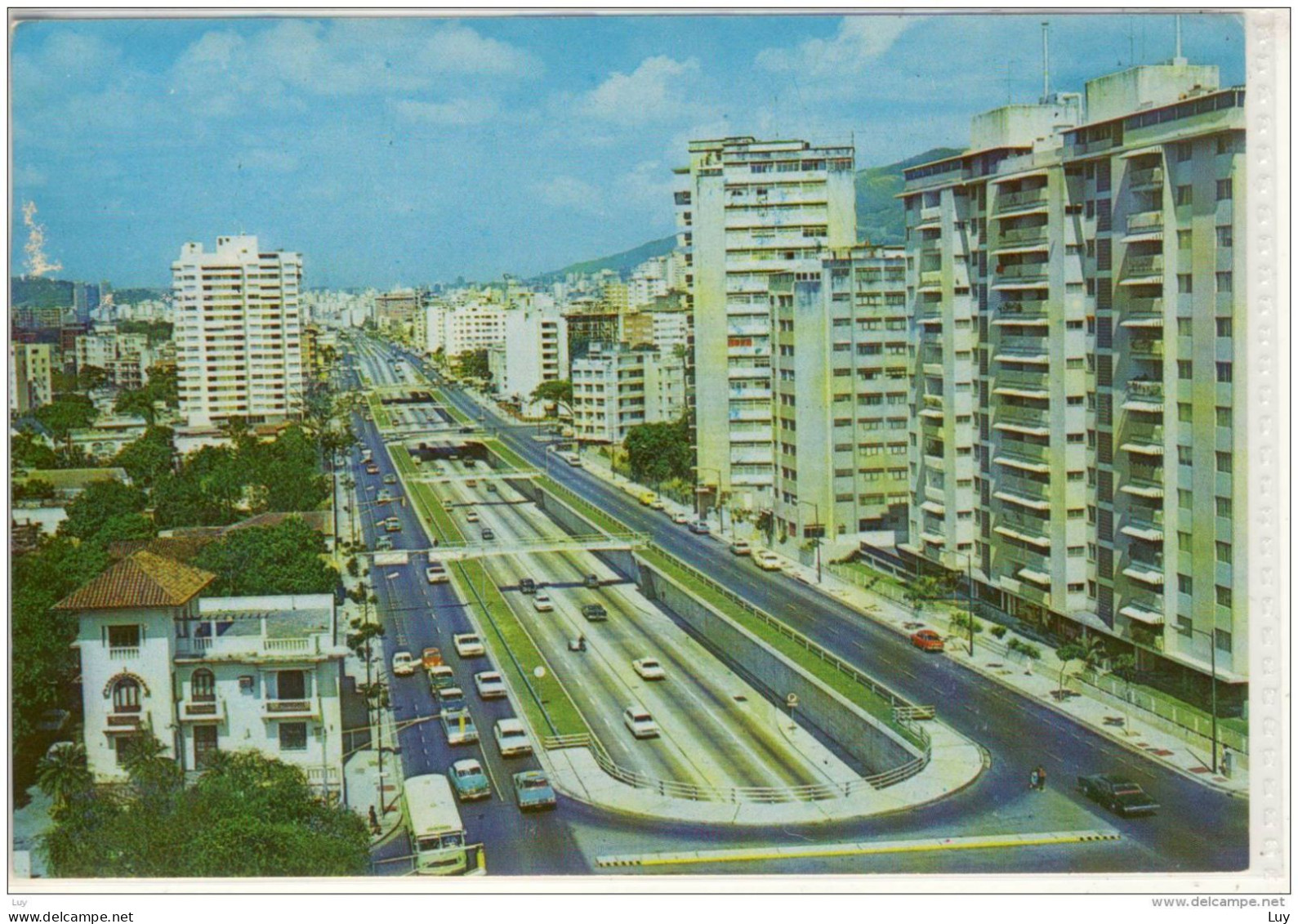 CARACAS, Venezuela, Vista Aerea De La Avda Libertador, Nice Stamp, GRENADA - Zeppelin  Post Anniv. - Venezuela