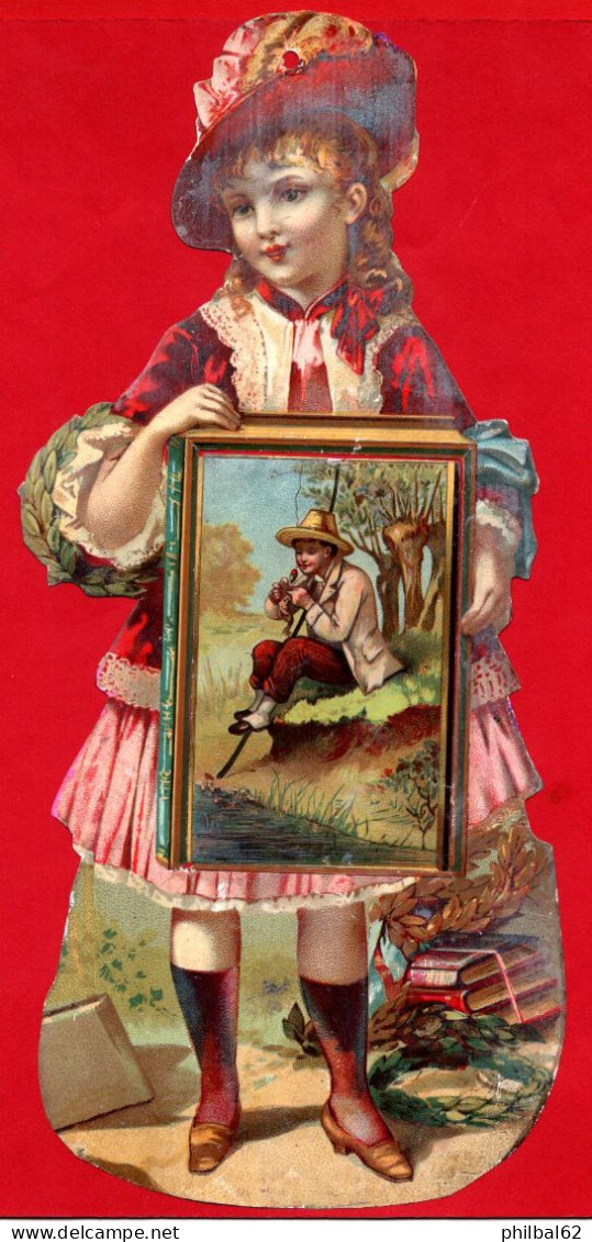 Grande Chromo Découpis à Fenêtre 12 X 28,5 Cm. Jeune Fille Présentant Un Tableau (pêcheur Au Bord De L'eau). - Kinder