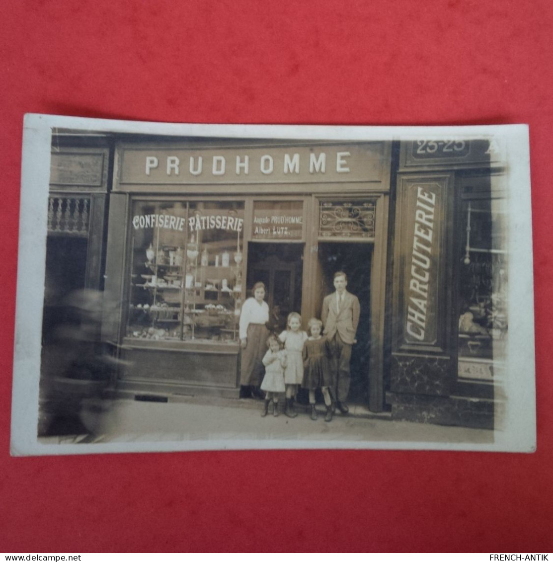 CARTE PHOTO DEVANTURE CONFISERIE PATISSERIE PRUDHOMME A IDENTIFIER - Da Identificare