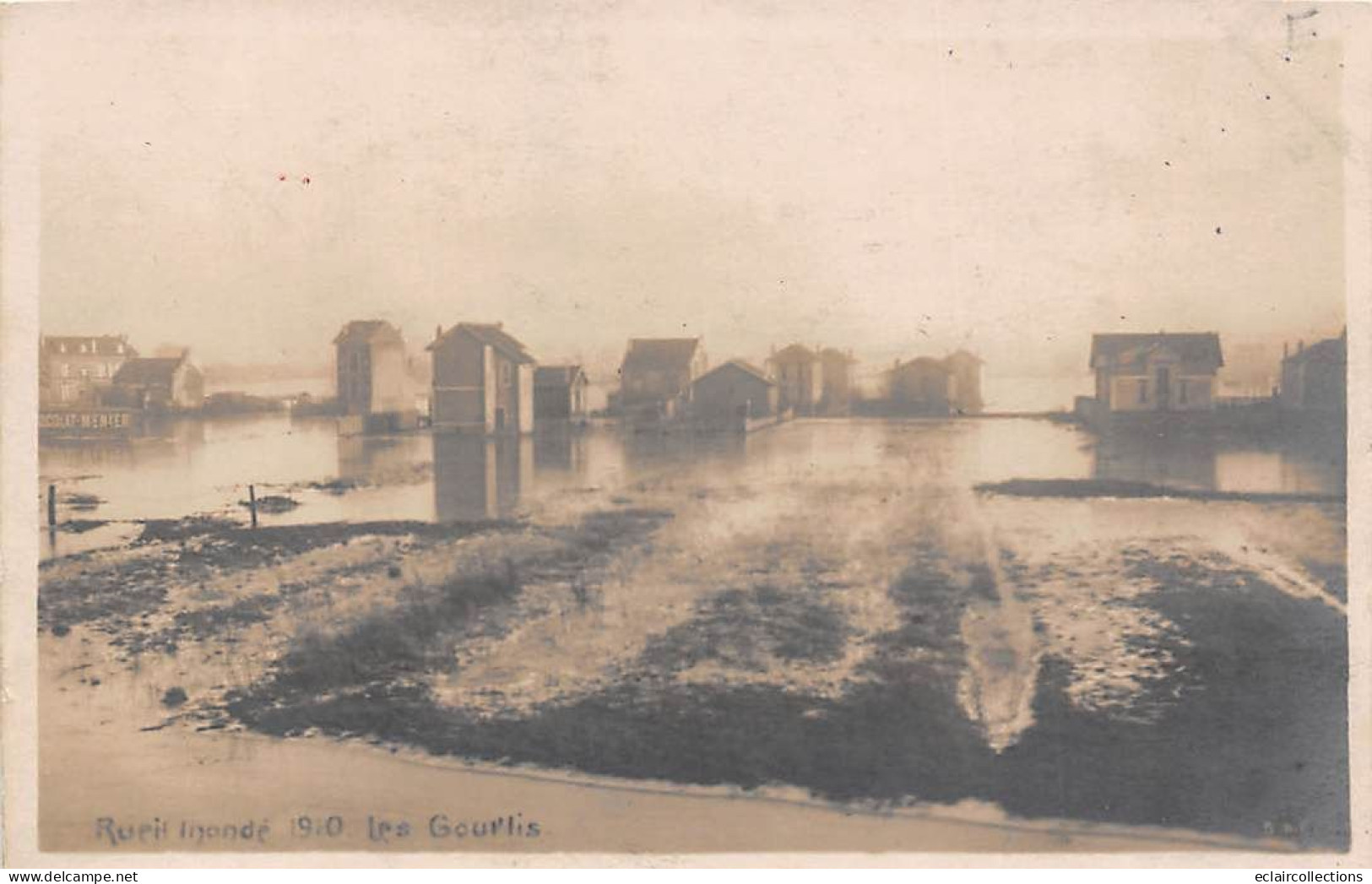 Rueil Malmaison       92       Inondation 1910.  Les Courlis    (voir Scan) - Rueil Malmaison