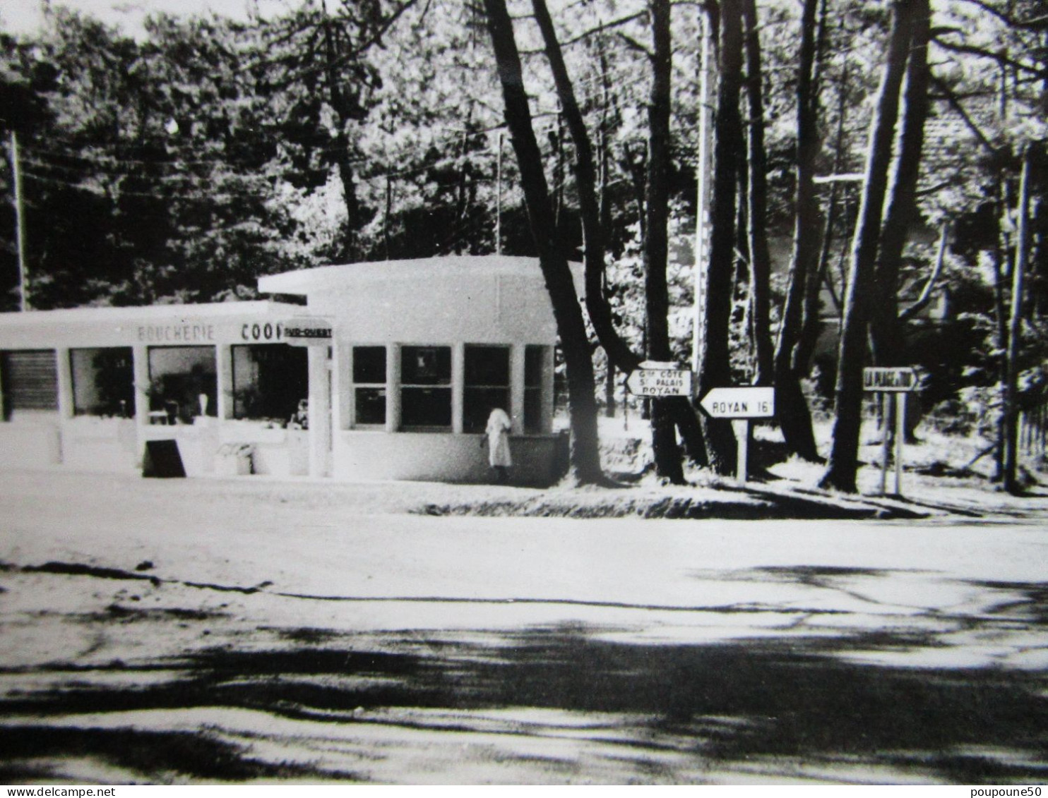 CP 17 Charente Maritime LE CLAPET Prés LES MATHES - Le Marché D'été La Boucherie  Coop  Vers 1960 - Les Mathes