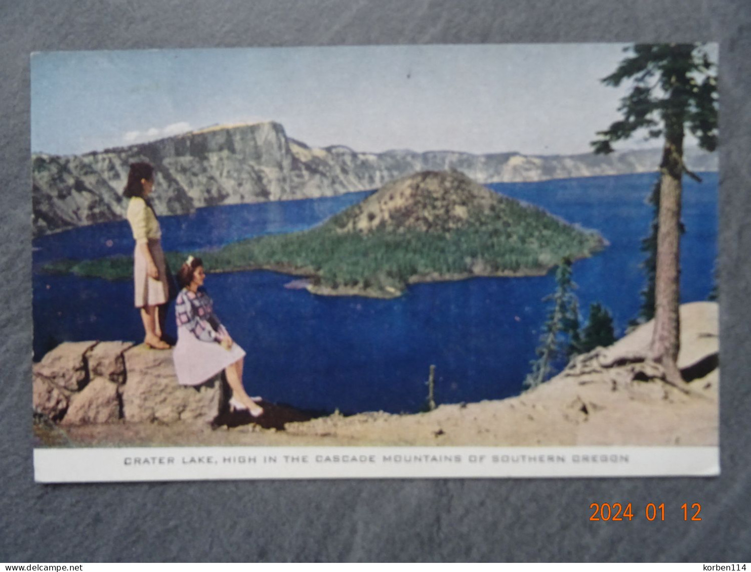 CRATER LAKE HIGH IN THE CASCADE MOUNTAINS OF SOUTHERN OREGON - Other & Unclassified