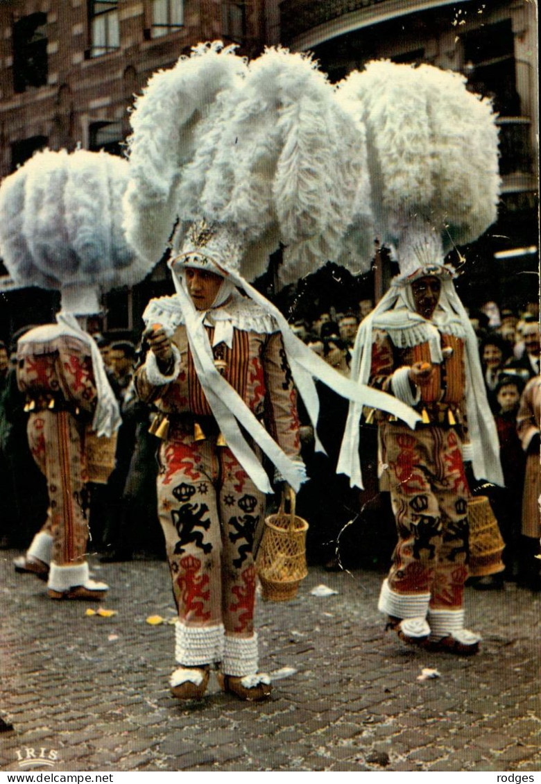 BELGIQUE , Cpm BRUXELLES , 15 , Carnaval , Gilles En Action   (06390) - Feiern, Ereignisse