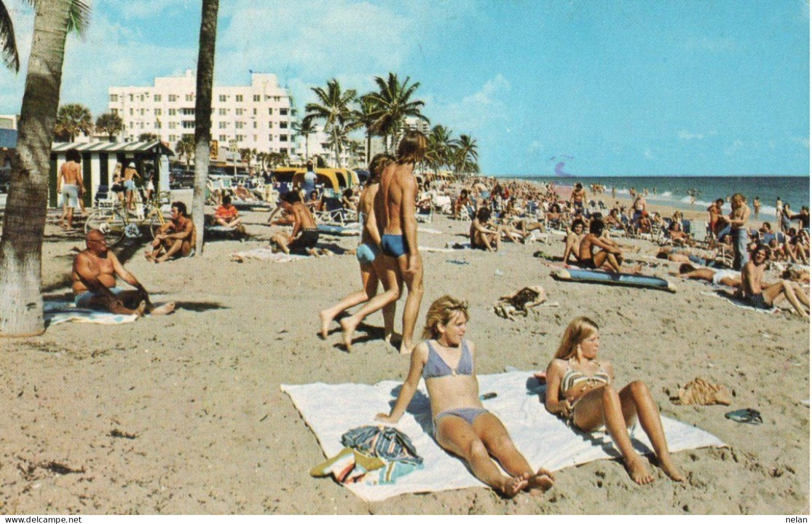 FAMOUS TROPICAL BEACH AT FORT LAUDERDALE FLORIDA THE VENICE OF THE AMERICA S - Fort Lauderdale