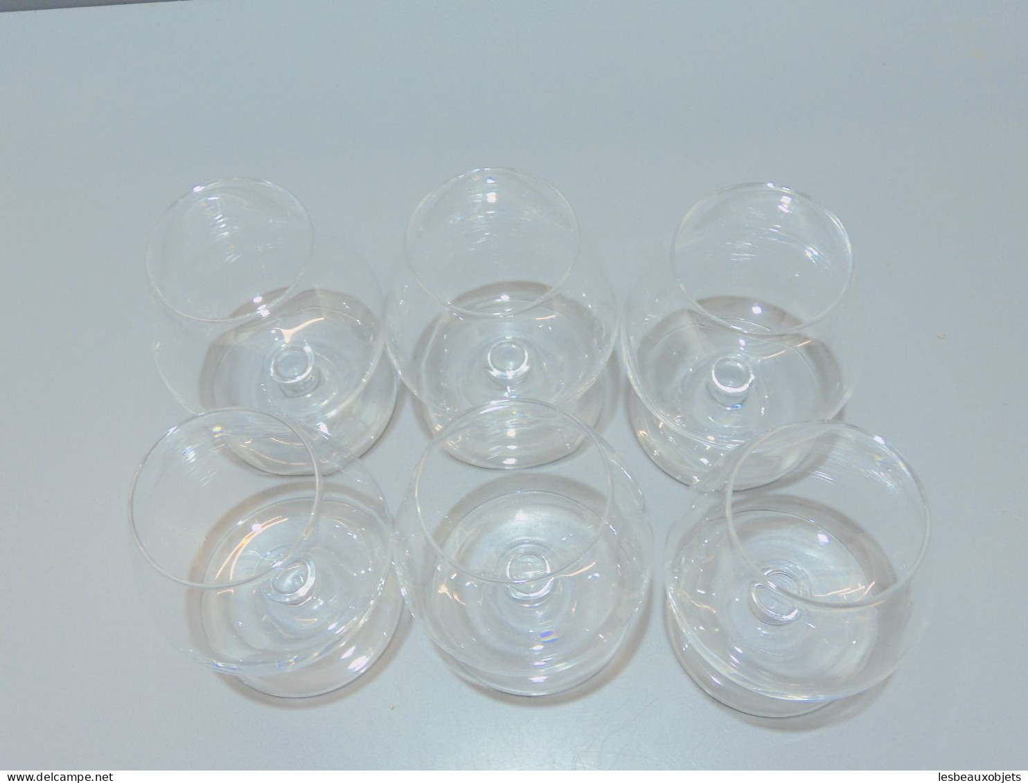 -6 GROS VERRES à COGNAC En CRISTAL Sans Marque Visible VITRINE  TABLE   E - Glass & Crystal