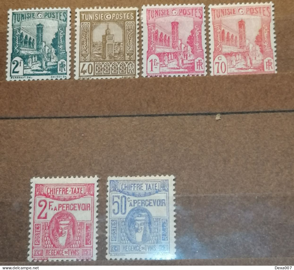 Tunis MNH Lot - Collections (sans Albums)