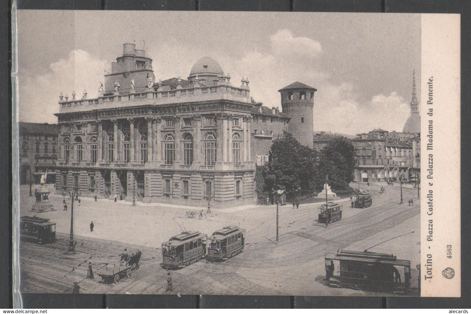 Torino - Piazza Castello E Palazzo Madama Con Tram - Palazzo Madama