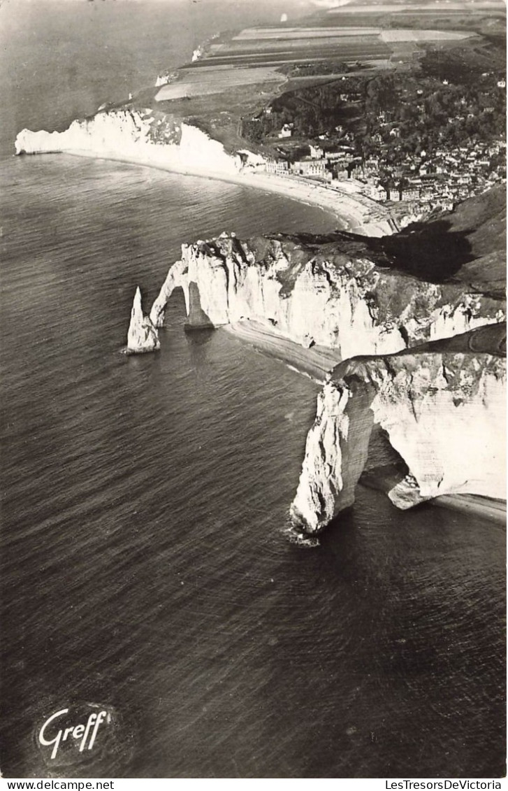 FRANCE - Etretat - Vue Aérienne Des 3 Portes Et L'aiguille - Carte Postale Ancienne - Etretat