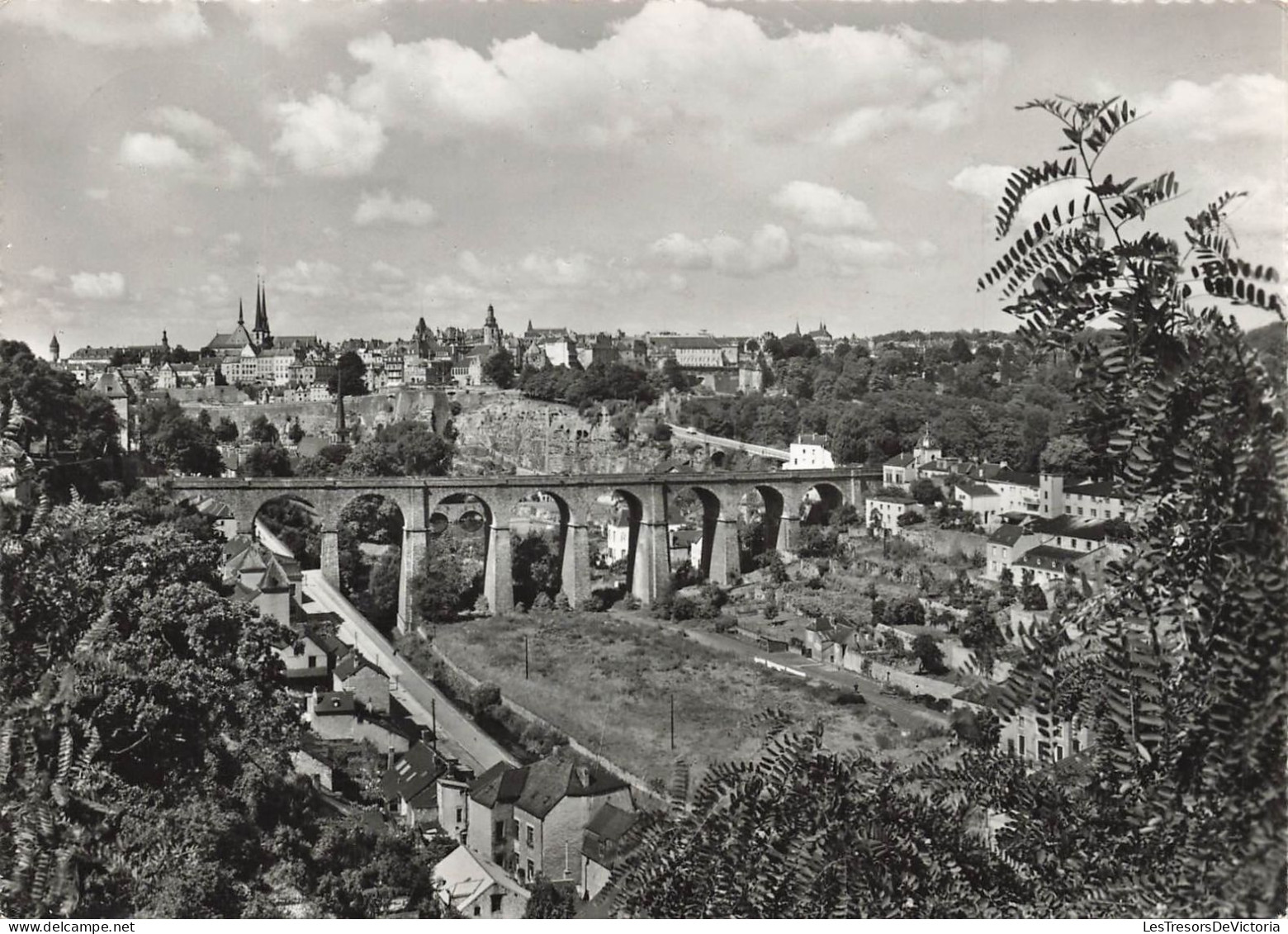 LUXEMBOURG - Vue Générale De La Ville Et Le Viaduc  - Carte Postale Ancienne - Luxemburg - Stad