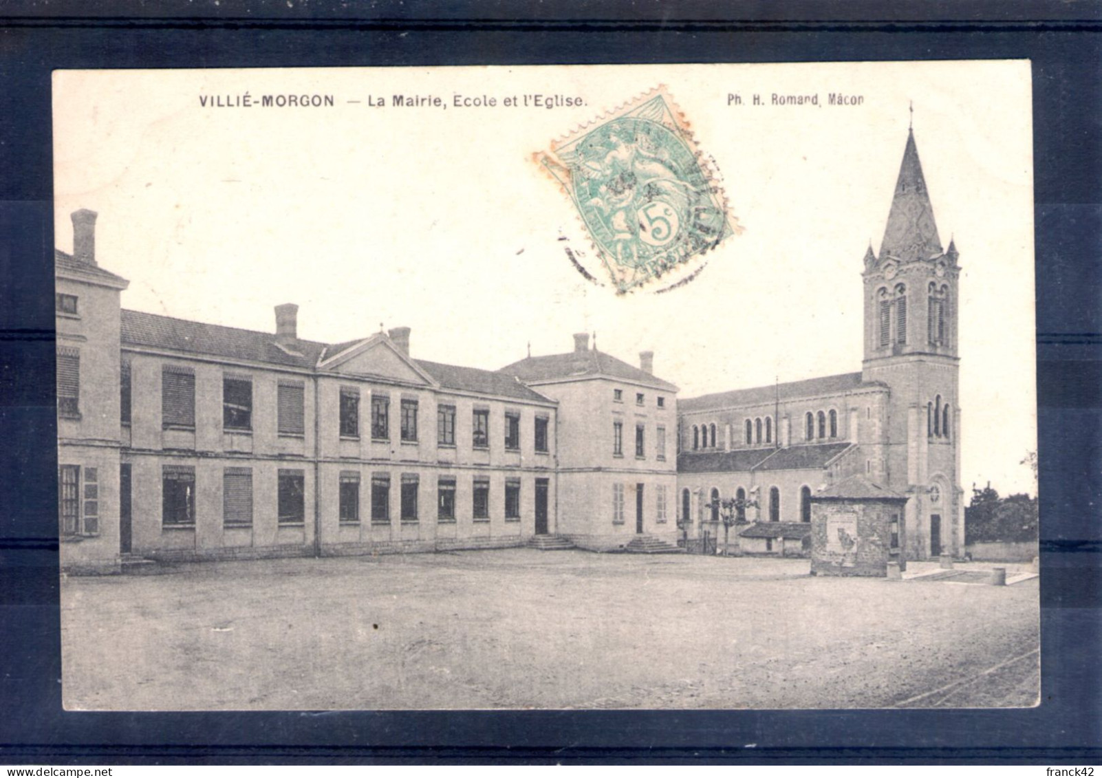 69. Villié Morgon. La Mairie, école Et église - Villie Morgon