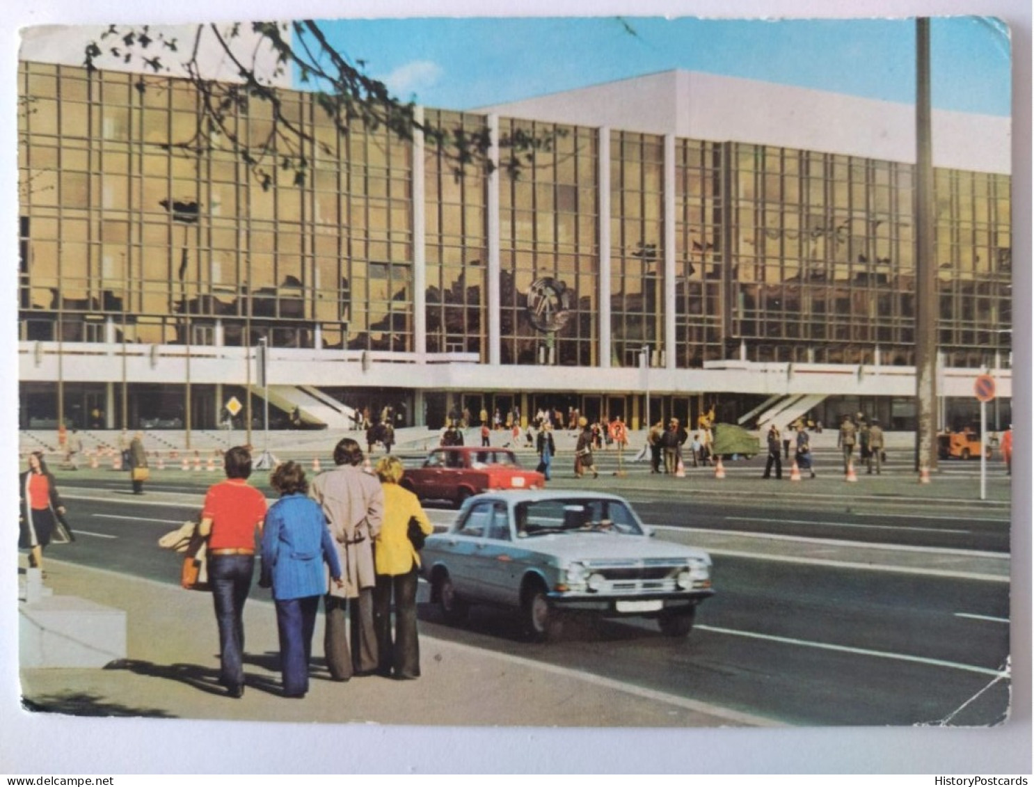 Berlin, Palast Der Republik, PKW Wolga, DDR, 1976 - Mitte