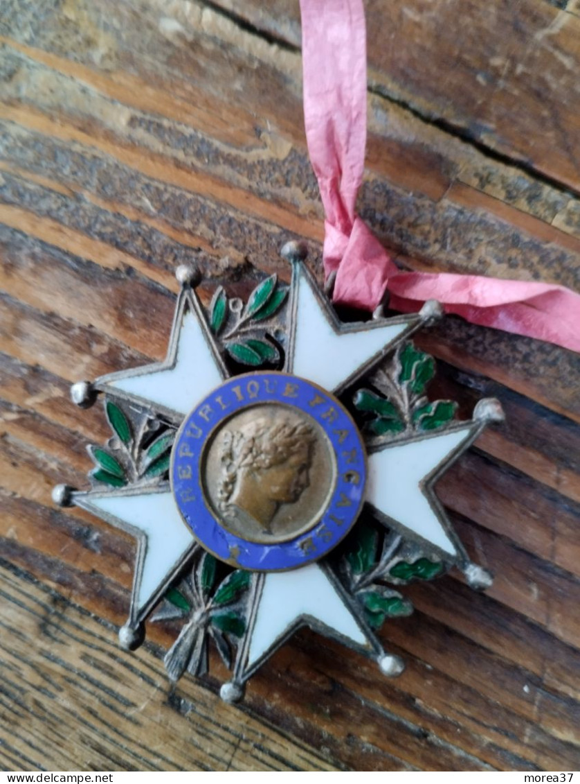 Décoration  Médaille Légion D'honneur 1870 - Antes De 1871