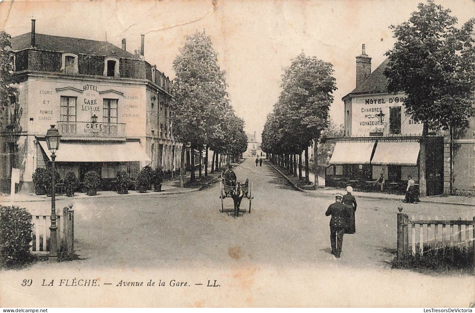 FRANCE - La Flèche - Avenue De La Gare - Carte Postale Ancienne - La Fleche