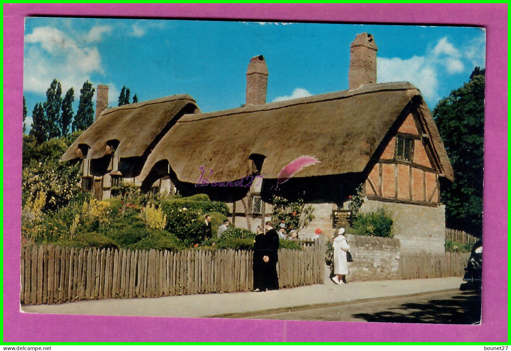 CPM ANGLETERRE - STATDFORD UPON AVON - ANNE HATHAWAY'S COTTAGE Maison Toit Chaume Fleur - Stratford Upon Avon