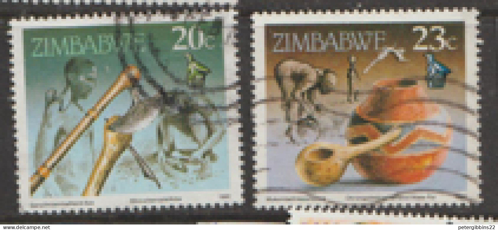 Zimbabwe  1990  SG  775-6  Artefacts  Fine Used - Zimbabwe (1980-...)