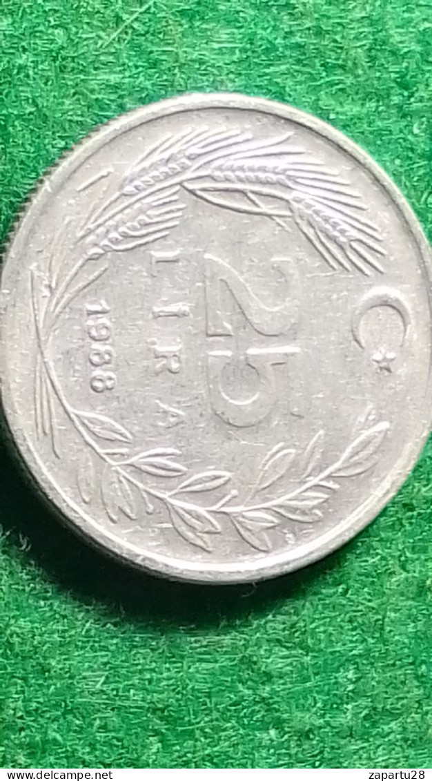 TÜRKİYE 1988--(NİKEL)        25   LİRA - Turquie