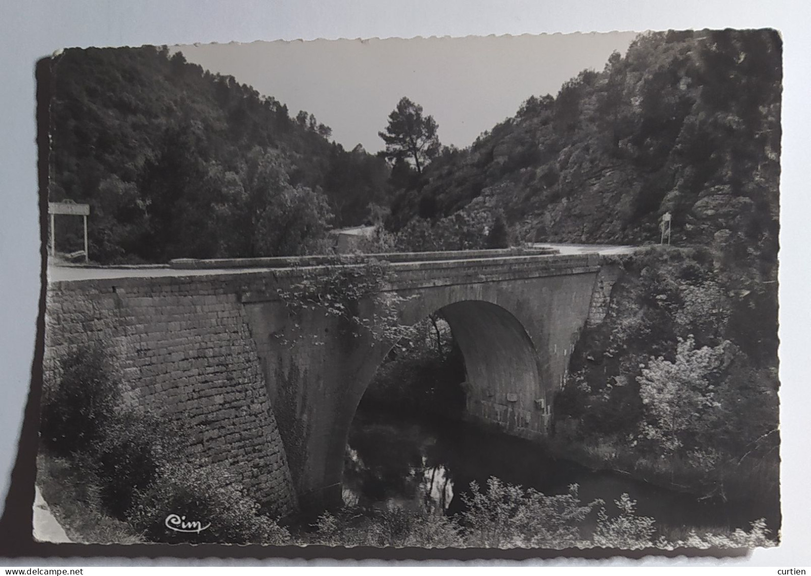 SALERNES . 83 . Pont Des Roches Rouges .1956 ( Rare ) - Salernes