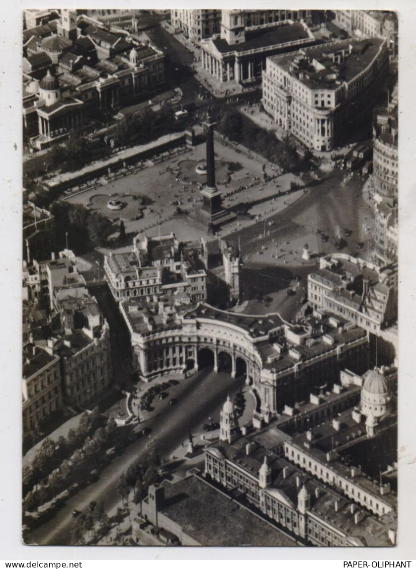 UK - ENGLAND - LONDON - TRAFALGAR SQUARE, Air Shot 1956 - Trafalgar Square