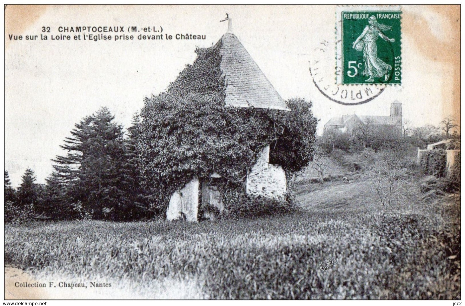 49 -CHAMPTOCEAUX - Eglise Devant Le Château - Champtoceaux