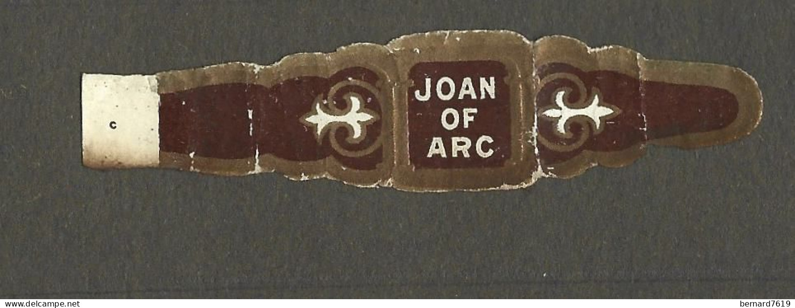 Bague De Cigare   Ancienne  1870 - 1920 -joan Of Arc - Bagues De Cigares