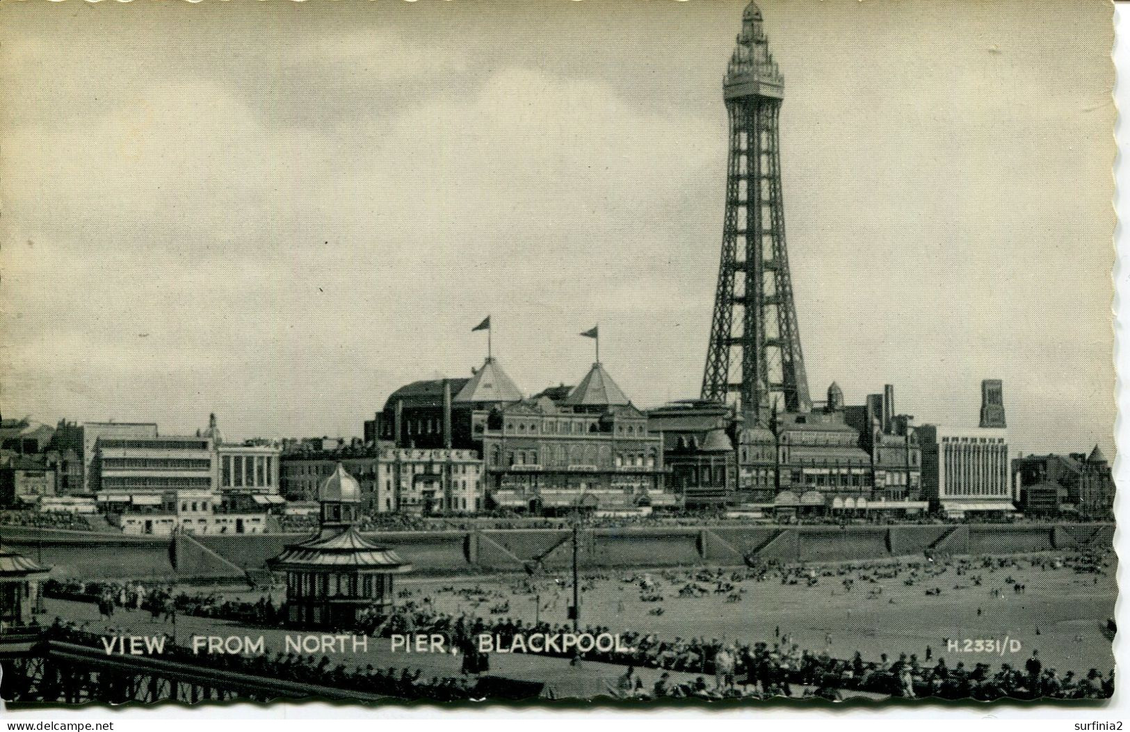 LANCS - BLACKPOOL - VIEW FROM NORTH PIER  La4328 - Blackpool