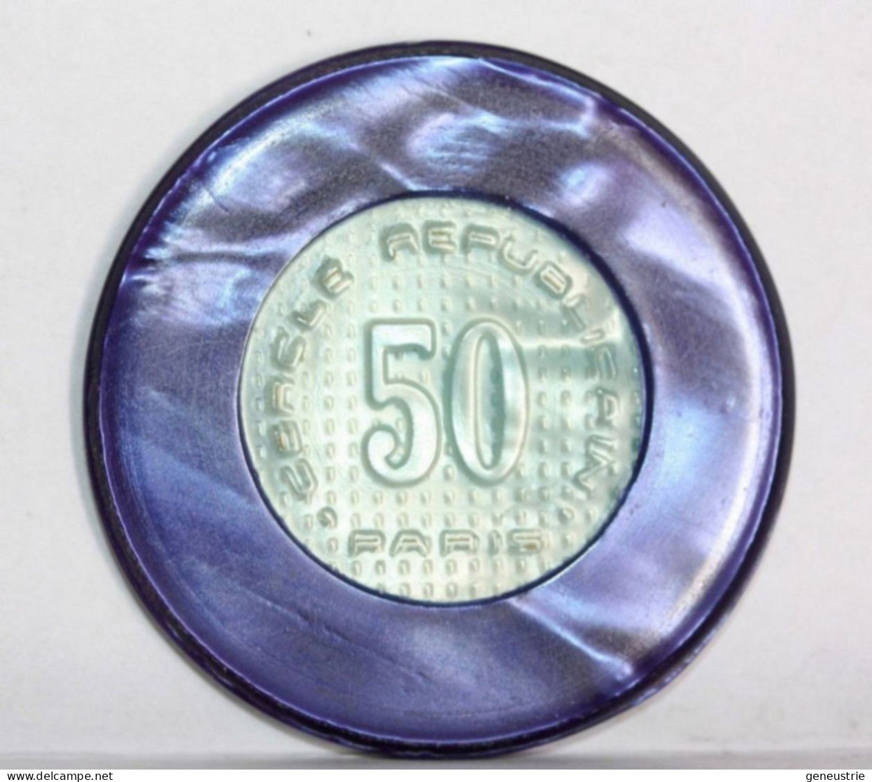 Jeton De Cercle De Jeux Parisien "50 (Fr) Cercle Républicain - Paris" French Casino Token - Casino