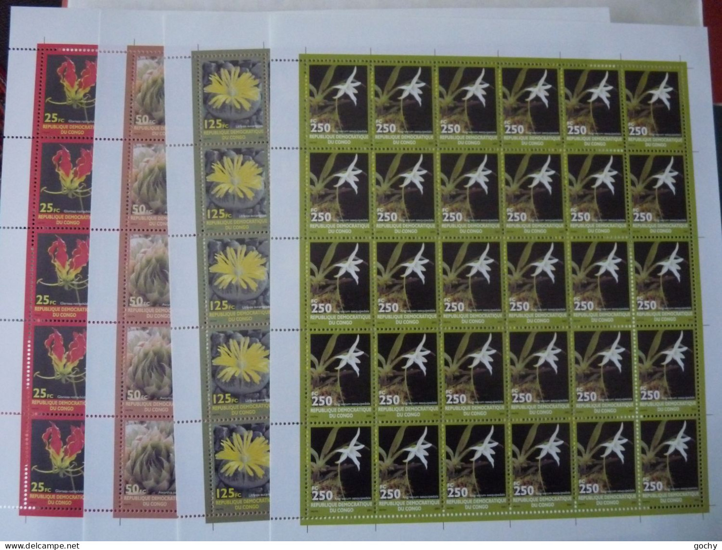 RDC 2002 : N° 2105 / 2108  ** ; CAT : 270,00€   Feuilles Complètes - Mint/hinged