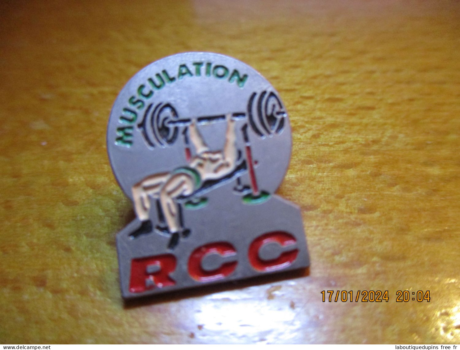 Lot 03 -- Pin's RCC Musculation -- Dernier Vendu 11 / 2018 - Weightlifting