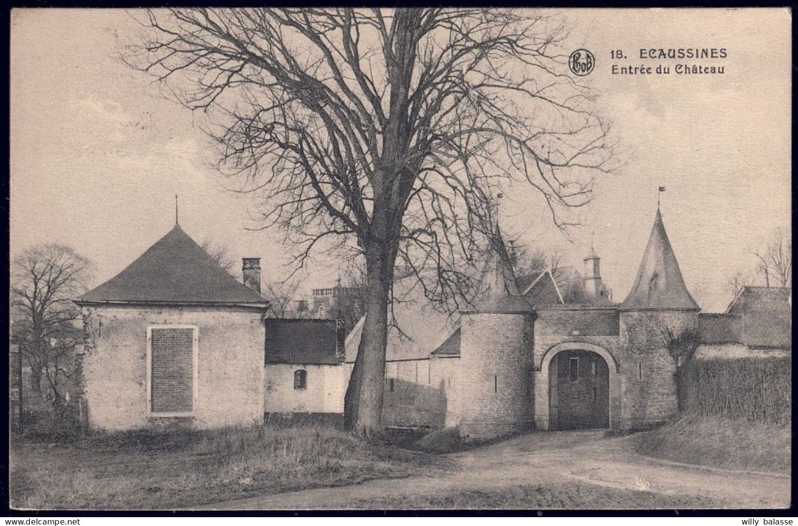 +++ CPA - ECAUSSINNES - Entrée Du Château  // - Ecaussinnes