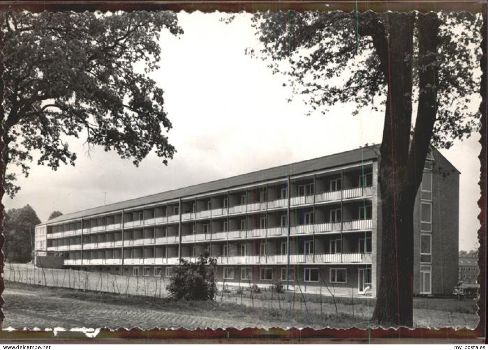 41390679 Delmenhorst Gebaeude Plattenbau Delmenhorst - Delmenhorst