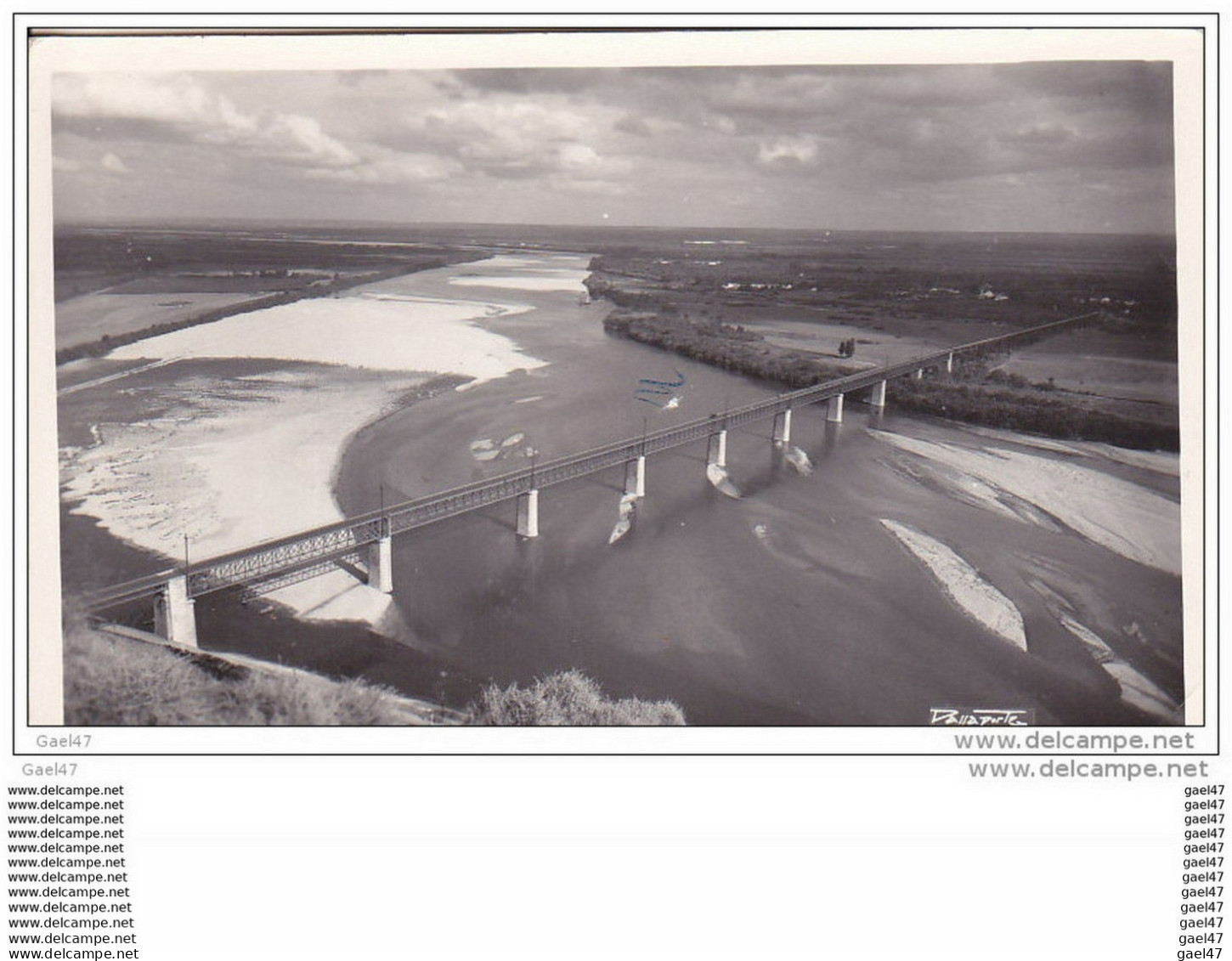 Cpa Réf-JP-P795 (  Portugal )      SANTAREM   " A Ponte O Rio Tejo ,visite Des Portas Do Sol - Santarem