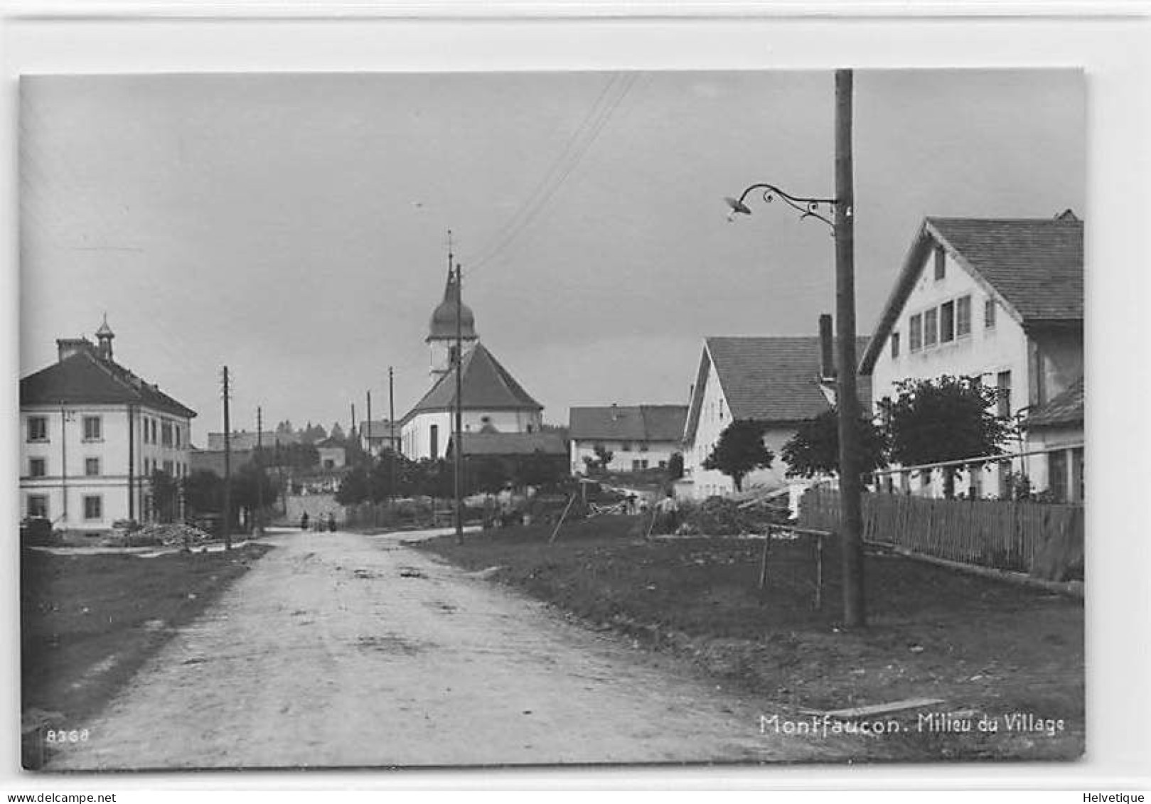 Montfaucon Milieu Du Village 1918 - Montfaucon