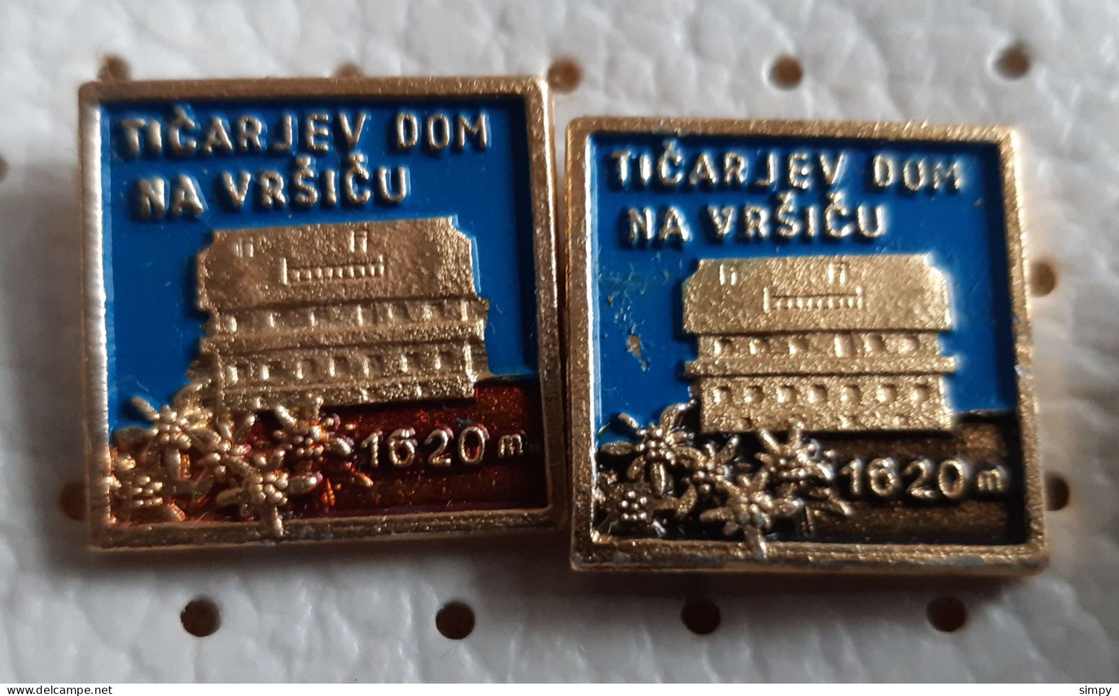 Ticarjev Dom Vrsic 1620m Mountain Lodge  Alpinism, Mountaineering Slovenia Pins - Alpinisme