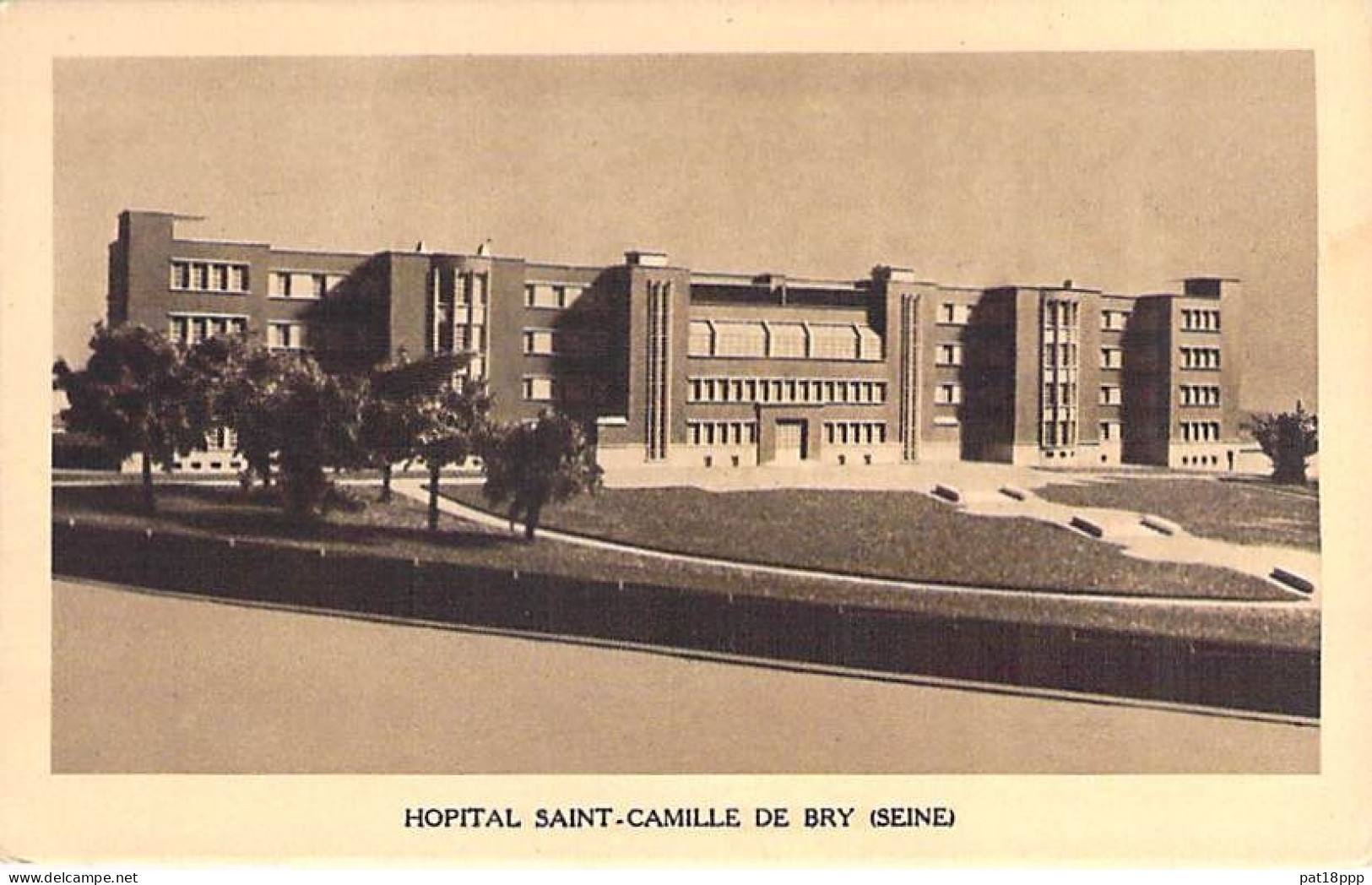 SANTE - HÔPITAL et Hotel-Dieu - Lot de 20 Cartes FRANCE (13 CPSM et 7 CPM grand format)
