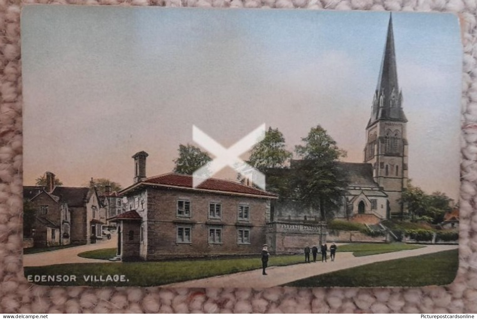 EDENSOR VILLAGE OLD COLOUR POSTCARD DERBYSHIRE - Derbyshire