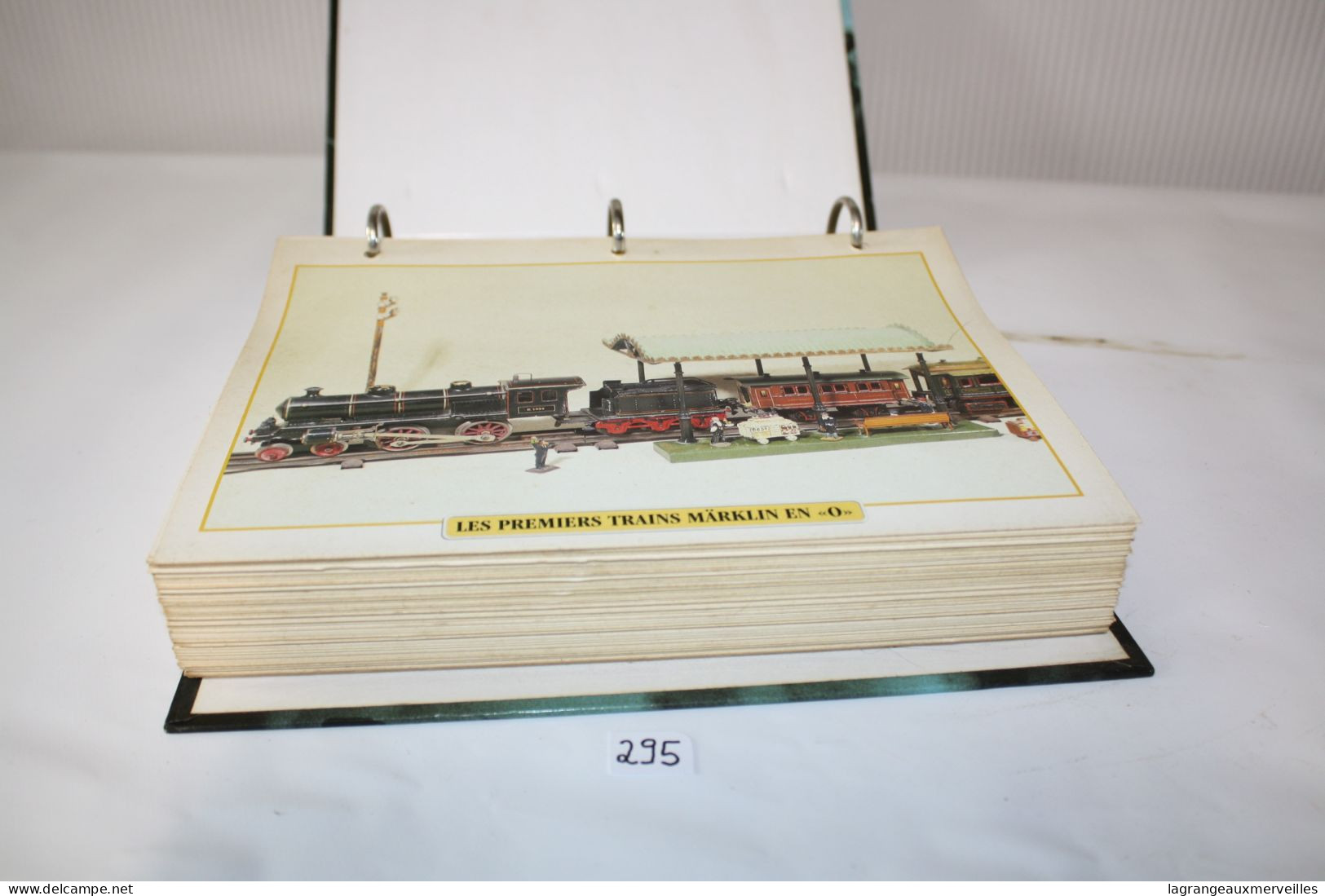 C295 2 Classeurs - Trains De Légende - Guide De Collection - Encyclopédies
