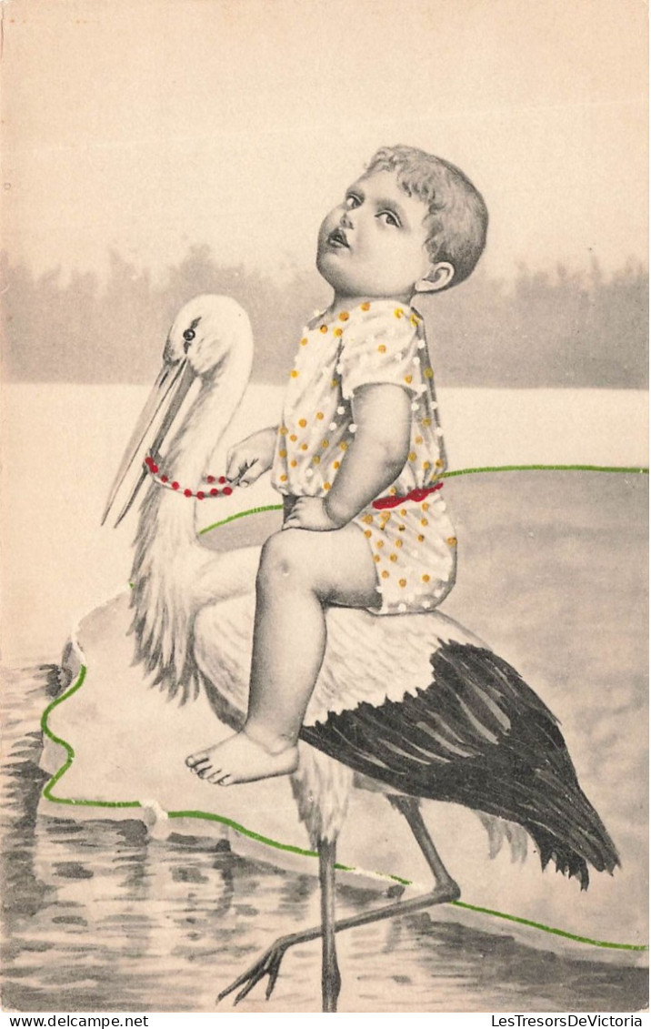 ENFANTS - Dessin D'enfant - Cigogne Portant Un Enfant - Carte Postale Ancienne - Children's Drawings