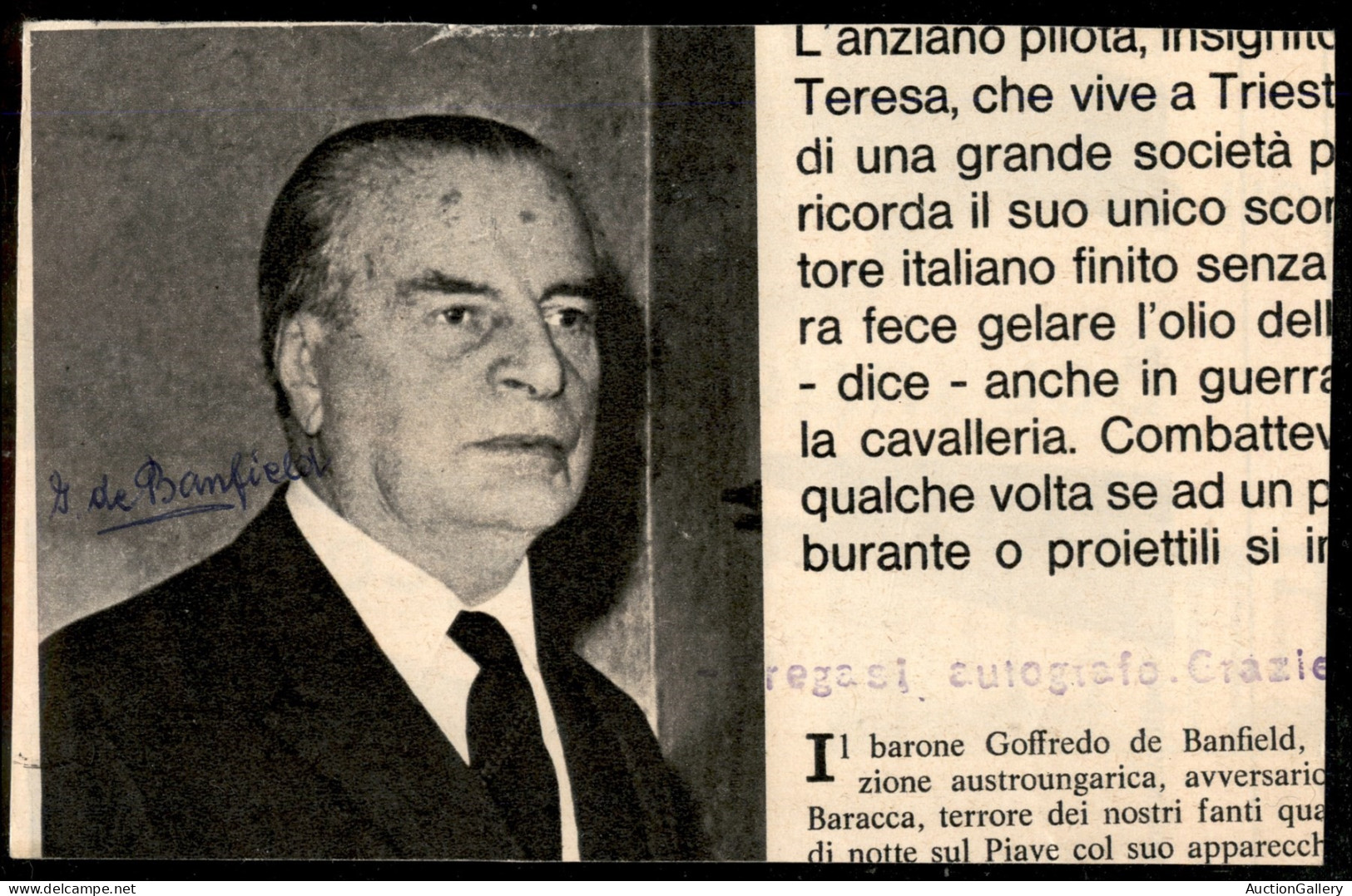 AUTOGRAFI - De Banfield Goffredo (aviatore) - Autografo Su Ritaglio Di Giornale Applicato Su Cartoncino Del 1970 - Autres & Non Classés