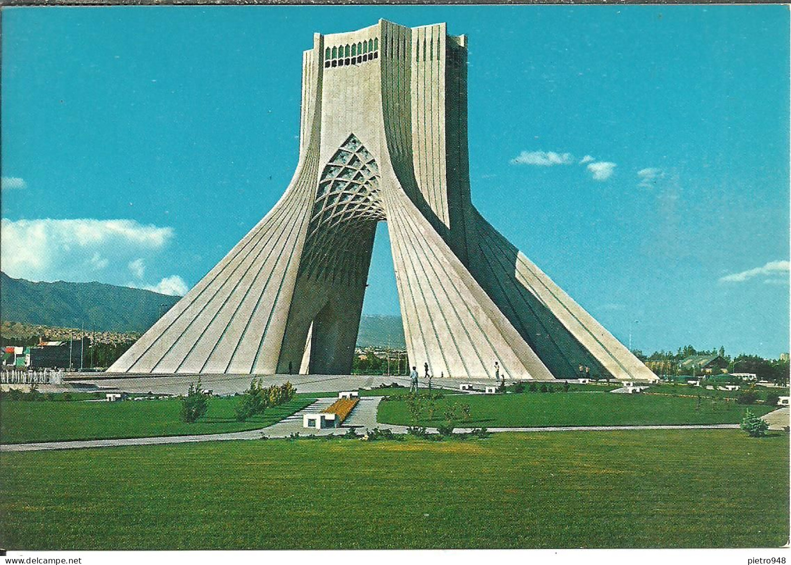 Teheran (Iran, Persia) Shahyad Monument, Azadi Tower, Torre Azadi, Tour Azadi - Iran