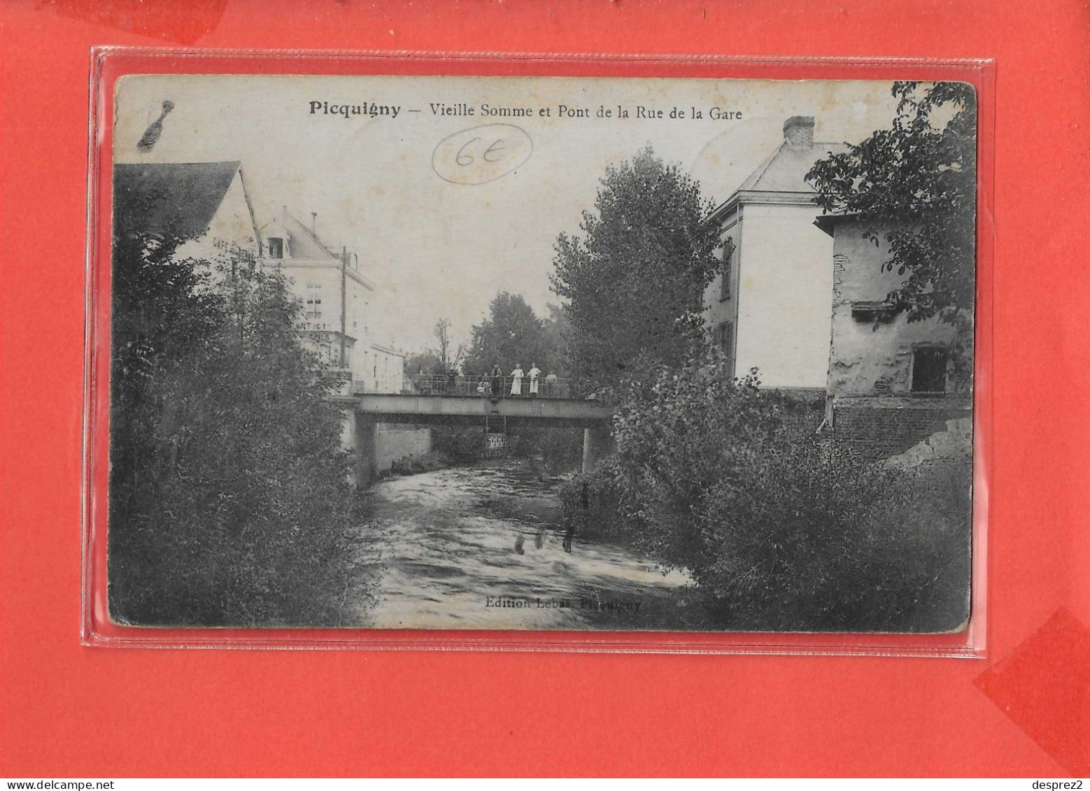 80 PICQUIGNY Cpa Pont Et Rue De La Gare Edit Lebas - Picquigny