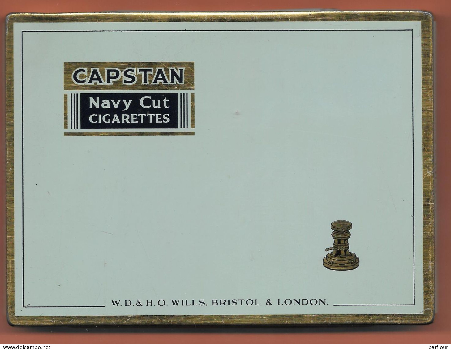 Ancienne Boite à Cigarettes CAPSTAN En Métal - Sigarettenkokers (leeg)
